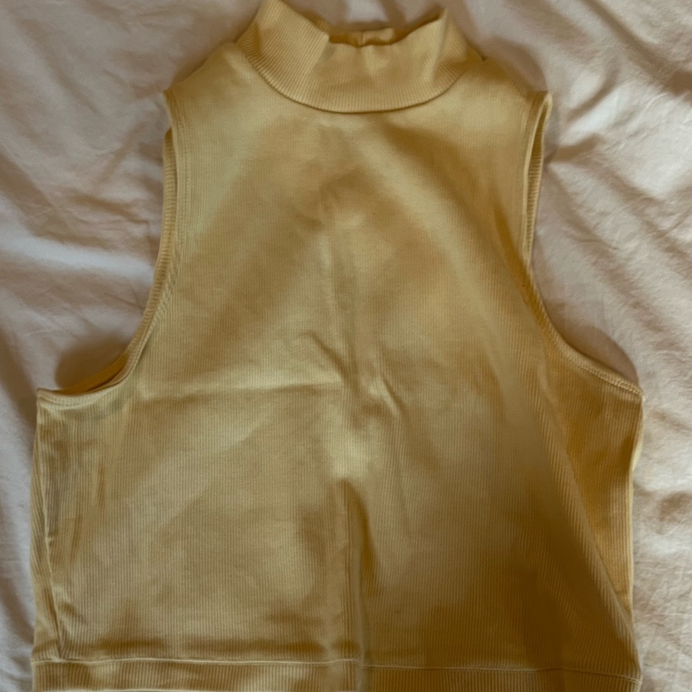 EUC Everlane Ribbed MockNeck M Ecru Tank